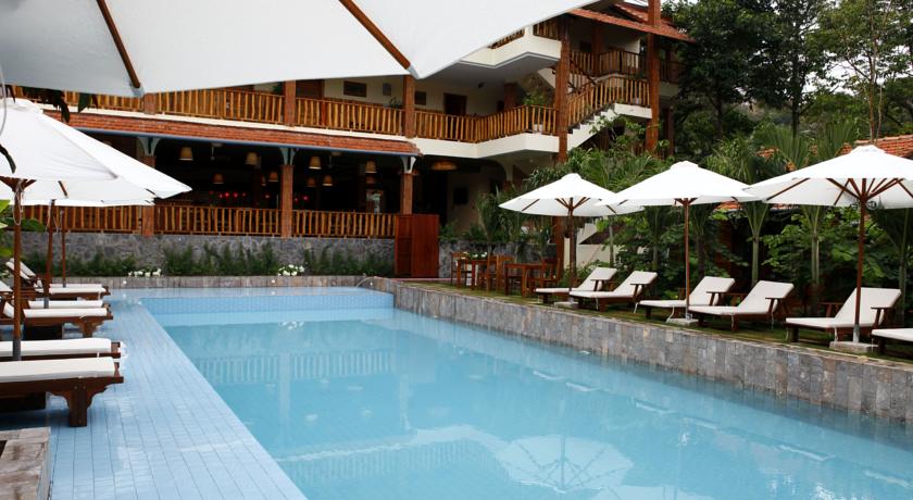 Bauhinia Resort 8